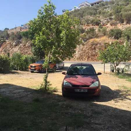 Eker Apart קס